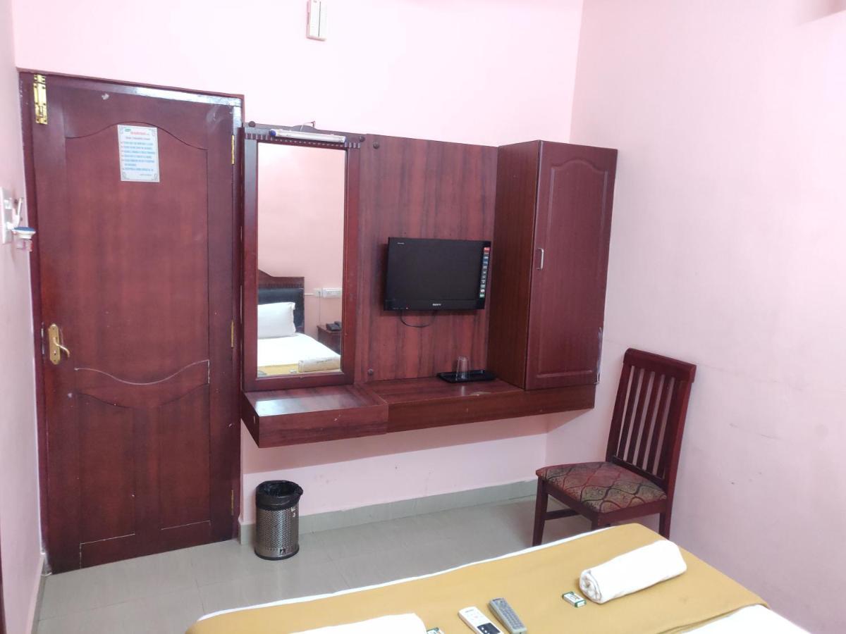 Hotel Harish Rāmeswaram Екстериор снимка